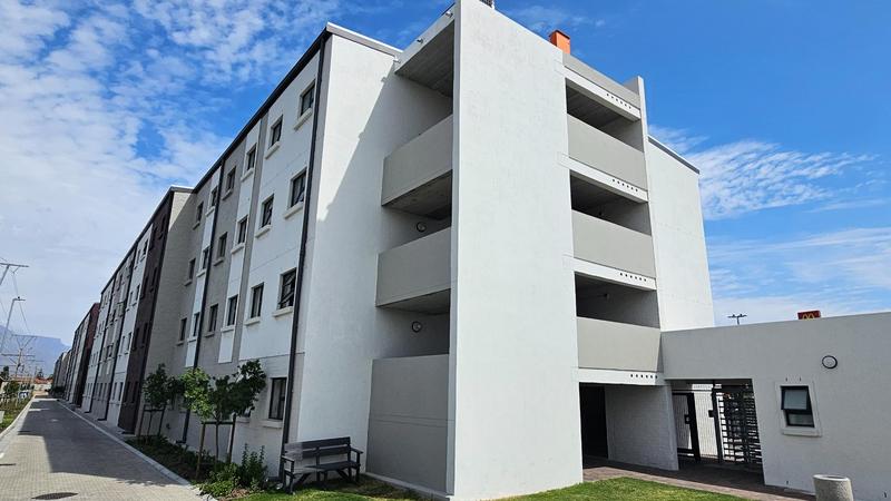 To Let 2 Bedroom Property for Rent in Goodwood Central Western Cape